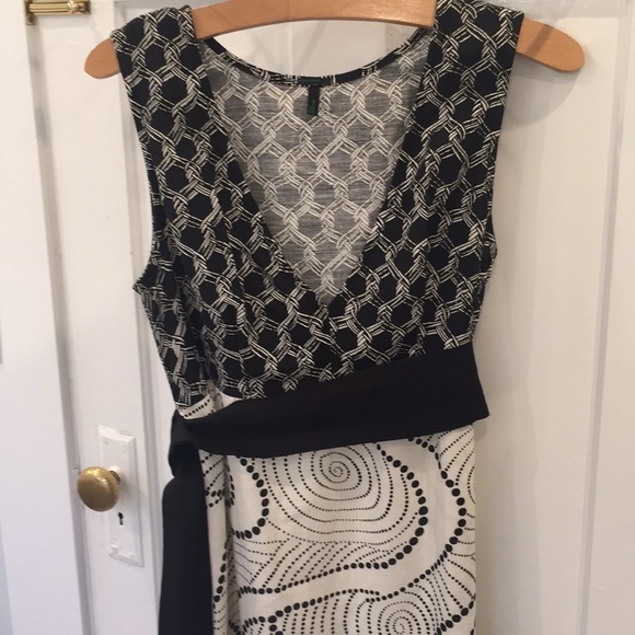 Dress - Picture 4 of 5